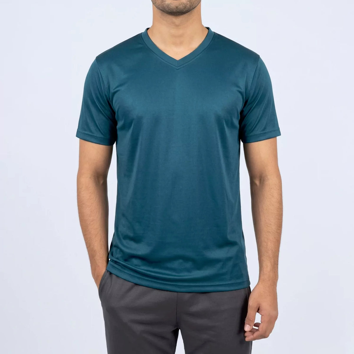 Men's slim fit V-neck sports tee in storm blue