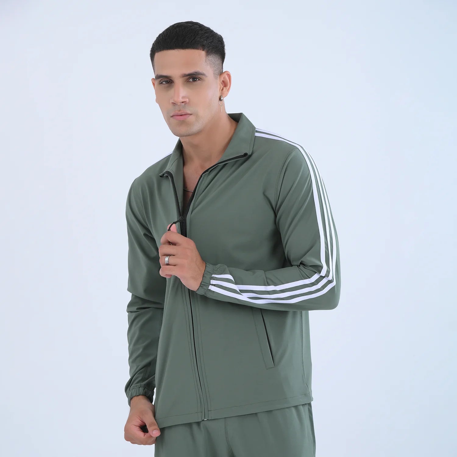 men tracksuit upper