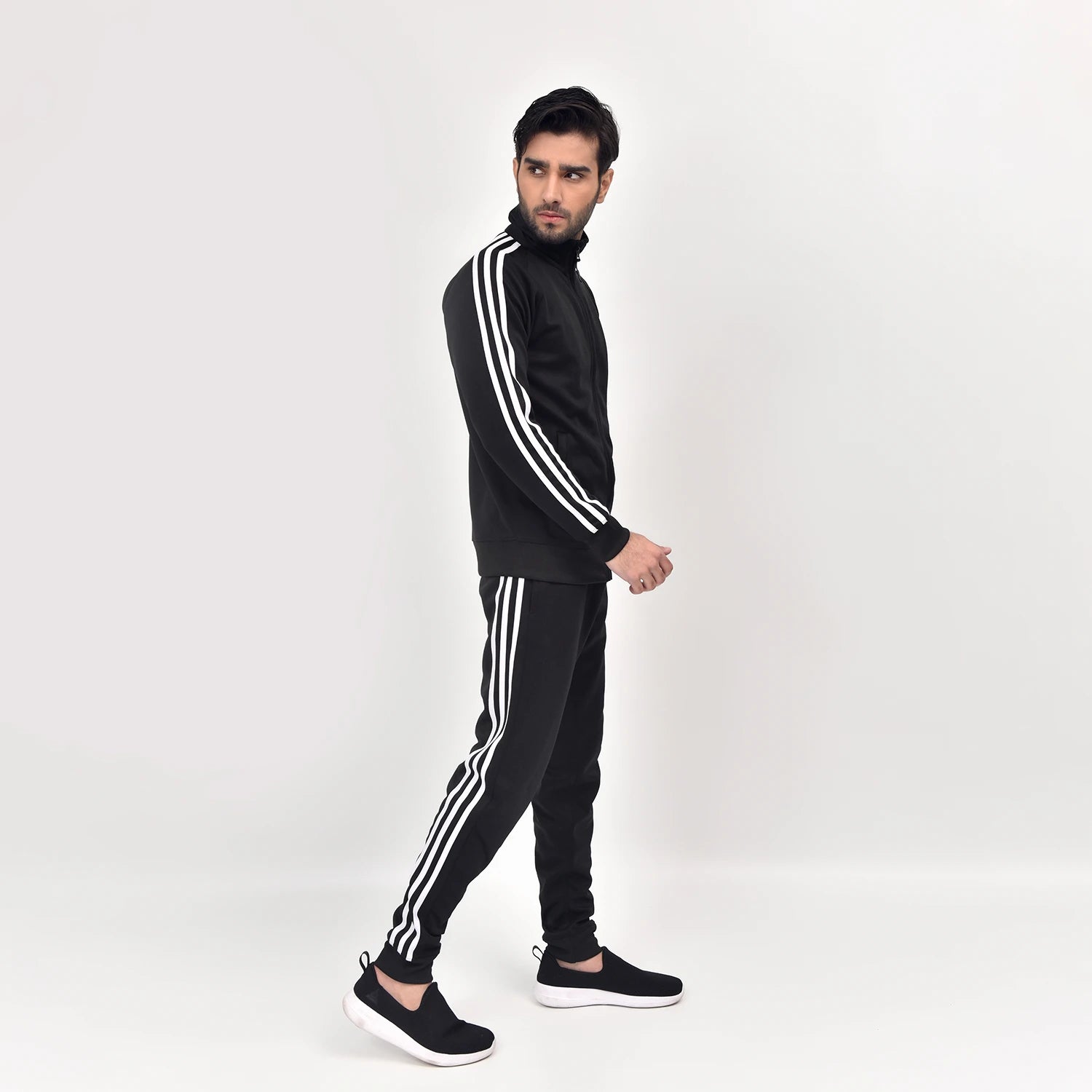 Nike top stripe tracksuit