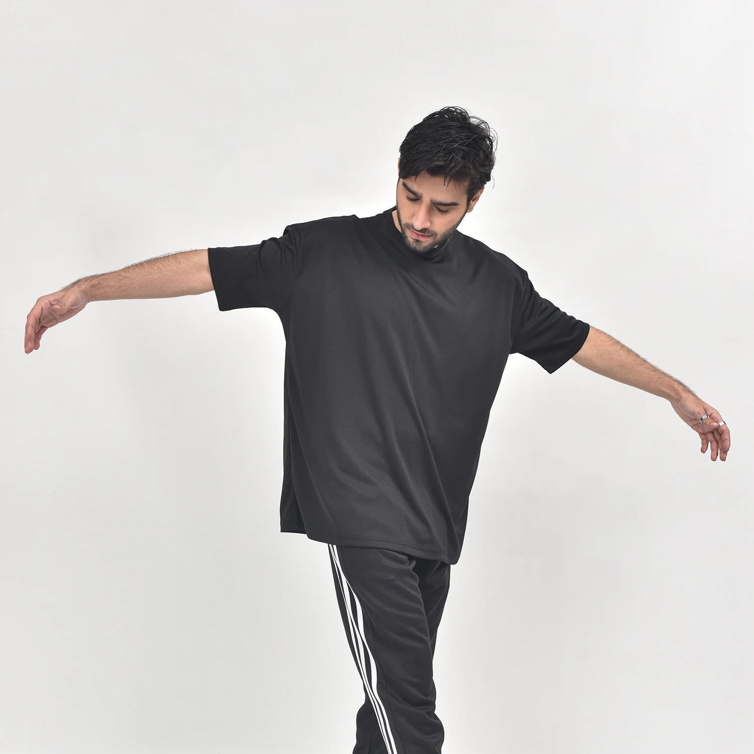 oversized t shirt pakistan