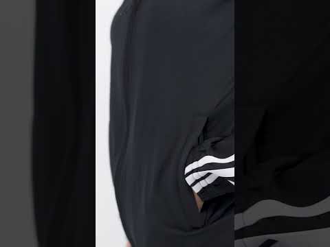 black FLEXSTRIDE performance set