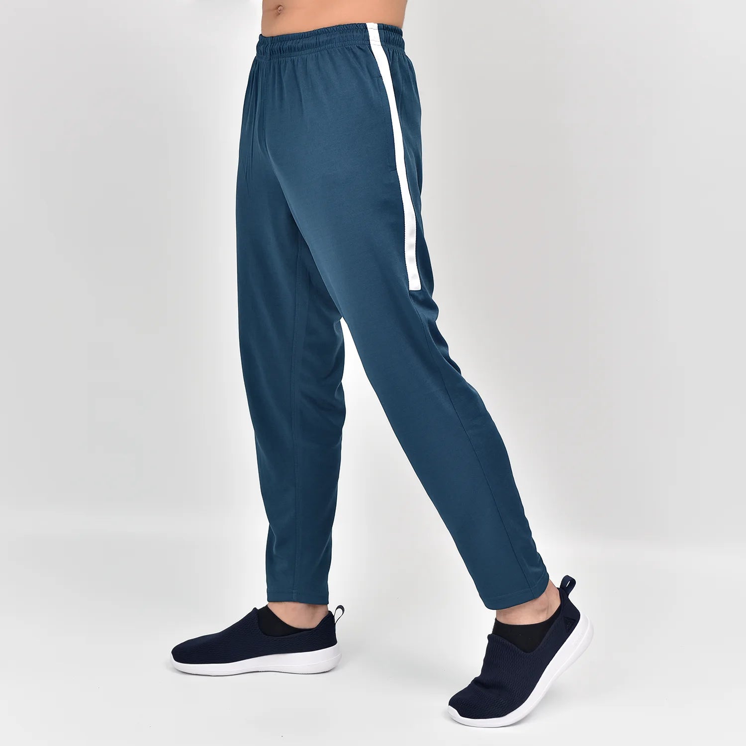 ausman Rovair Active Trouser Marine Blue Ivory for men, slim fit two-way stretch active trouser with ivory contrast.