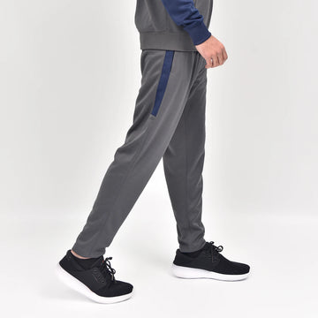 sport trousers