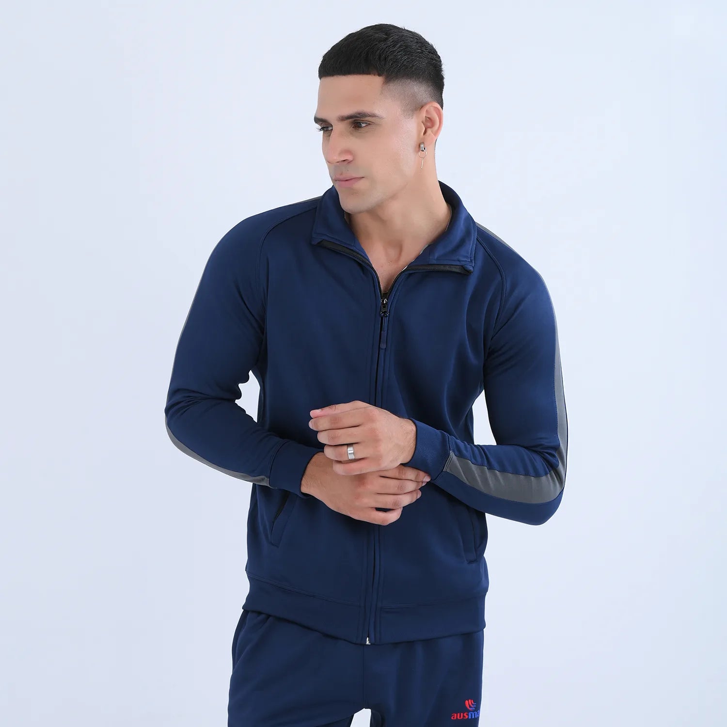 sweatshirt with a zipper