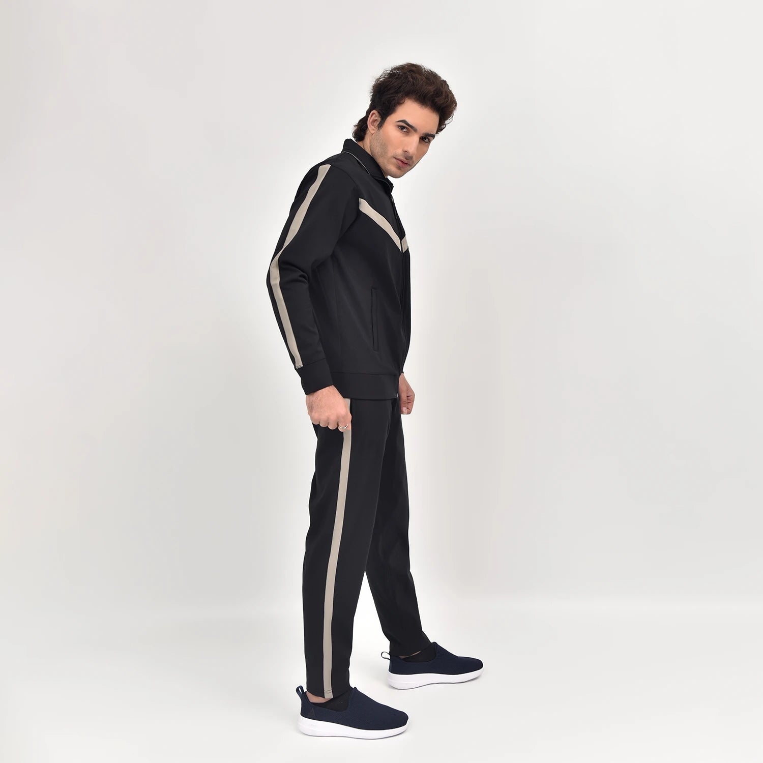 Black Beige HydroBlend Tracksuit for Men | AUSMAN thermal tracksuit