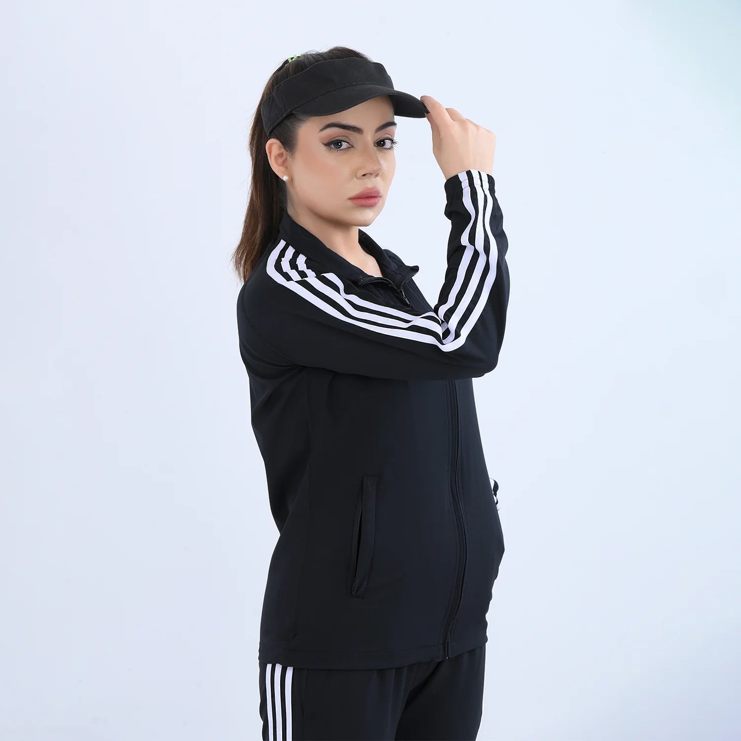 track suit for ladies in pakistan